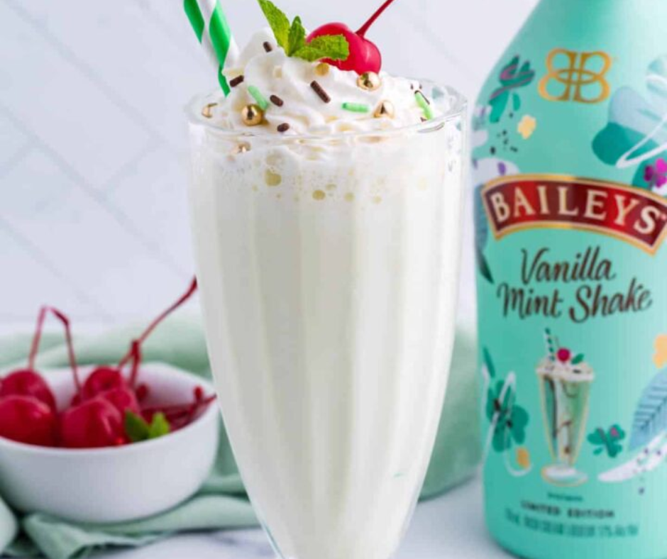 Baileys Vanilla Mint Shake: Sweet Sips: Indulging in Baileys Vanilla Mint Shake