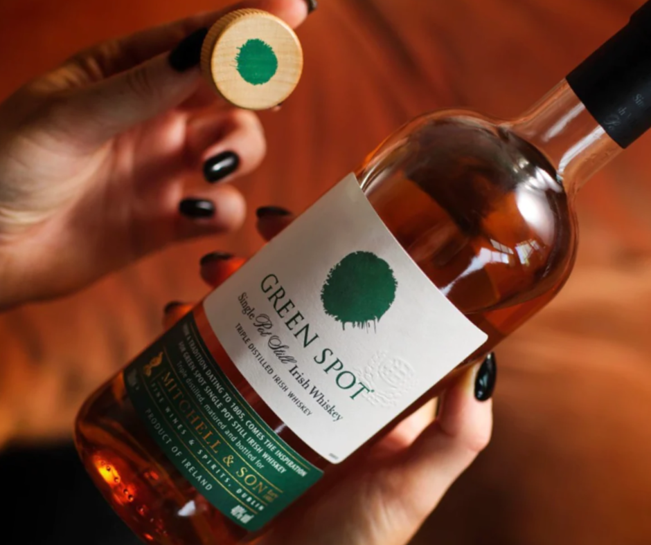 Green Dot Whiskey: Whiskey Discoveries: Unveiling Green Dot's Charm