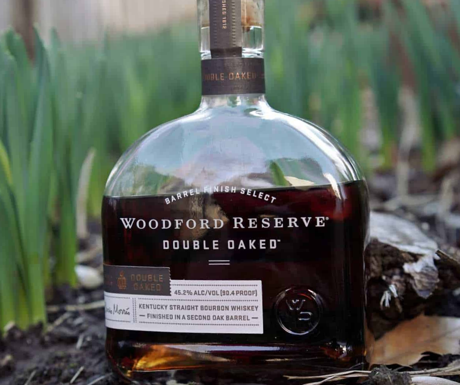 Woodford Reserve Double Oaked: Dual Oak Elegance: Exploring Double Oaked Bourbon