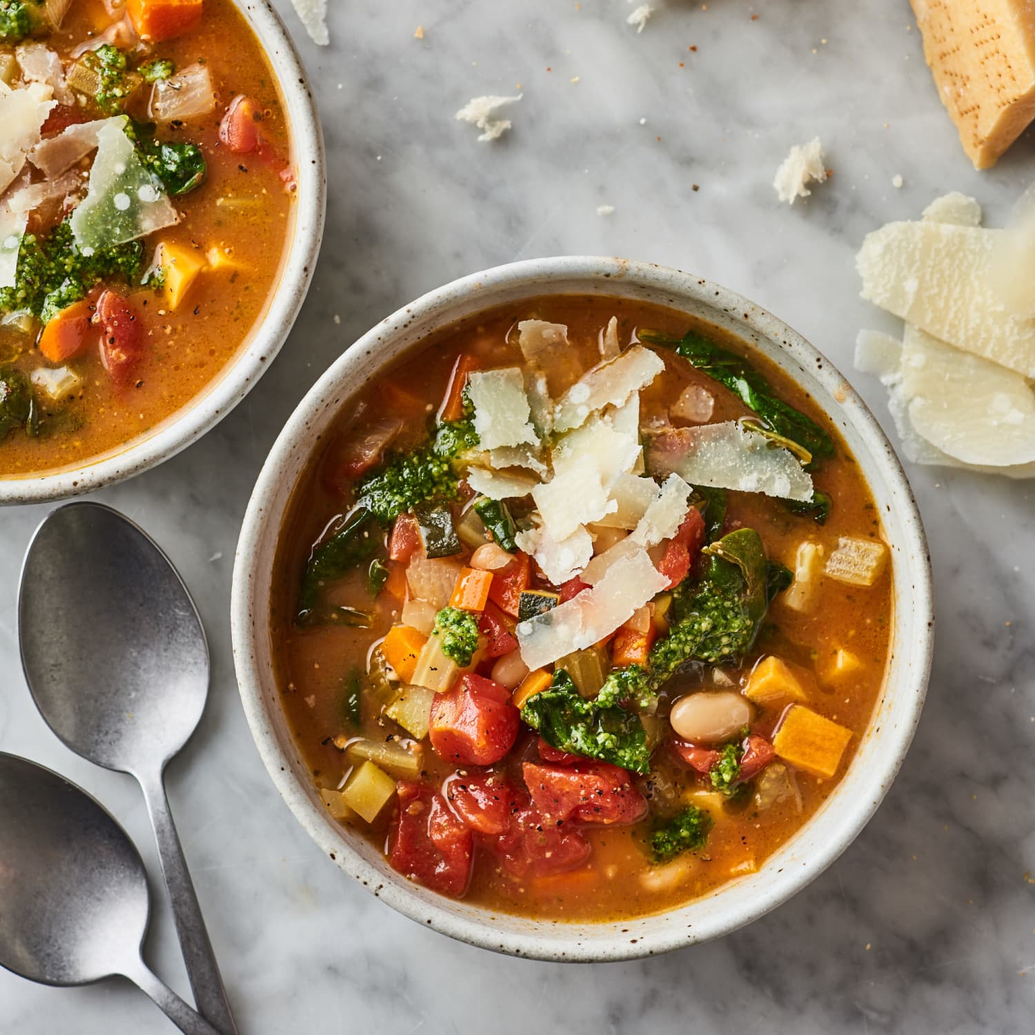 How To Make Classic Minestrone Soup
