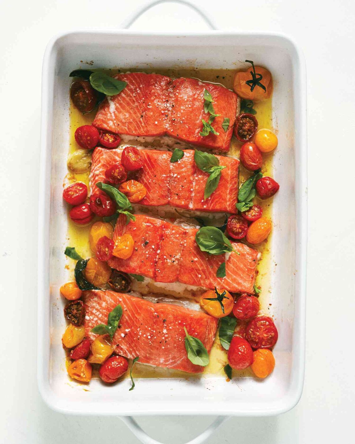 This Succulent Baked Salmon Delight is a Must-Try for Seafood Lovers ...