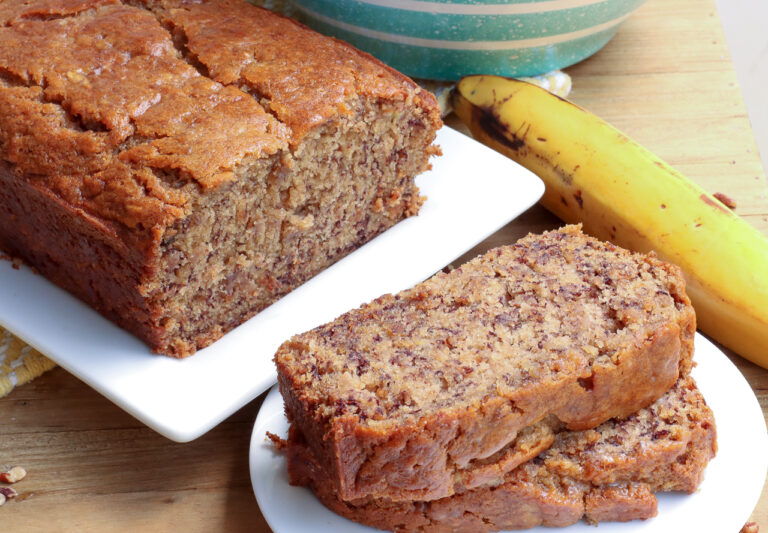 This Super Moist Banana Bread Is a Must-Try for Banana Bread Lovers!